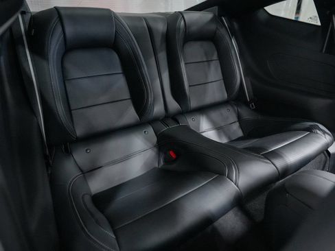 Used 2025 Ford Mustang GT Premium RWD image 28