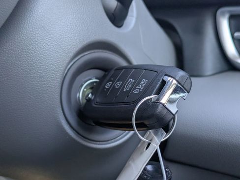 New 2026 Hyundai Elantra SE image 33