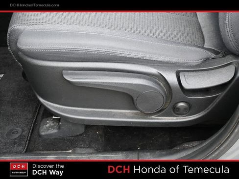 Used 2021 Hyundai Santa Fe SE image 16