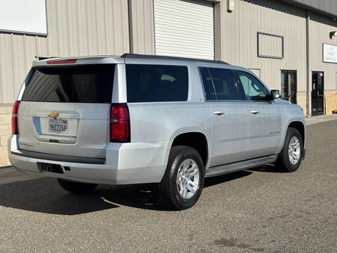 Used 2018 Chevrolet Suburban LT AWD/4WD image 3