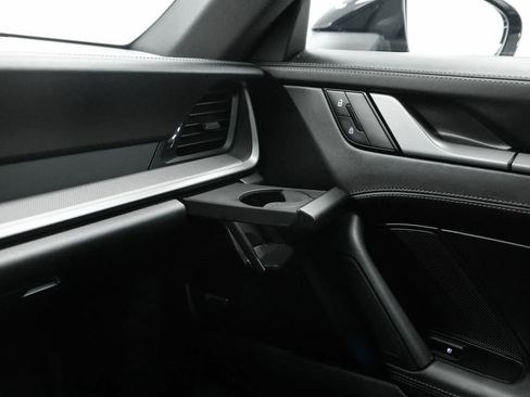Certified 2025 Porsche 911 Carrera RWD image 29