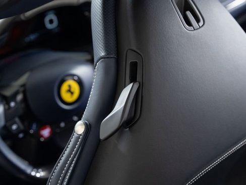 Used 2019 Ferrari Portofino image 48