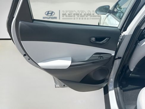 Used 2023 Hyundai Kona SE FWD image 22