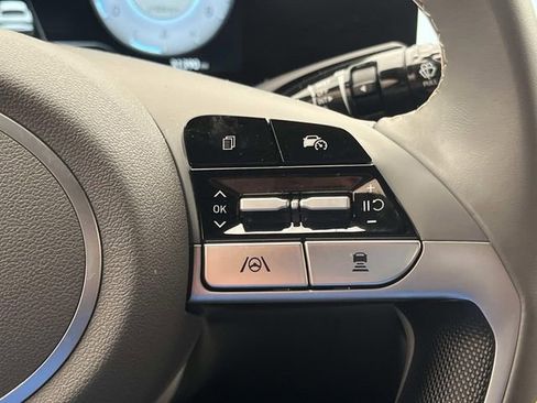 Certified 2024 Hyundai Elantra SEL w/ Convenience Package FWD image 27