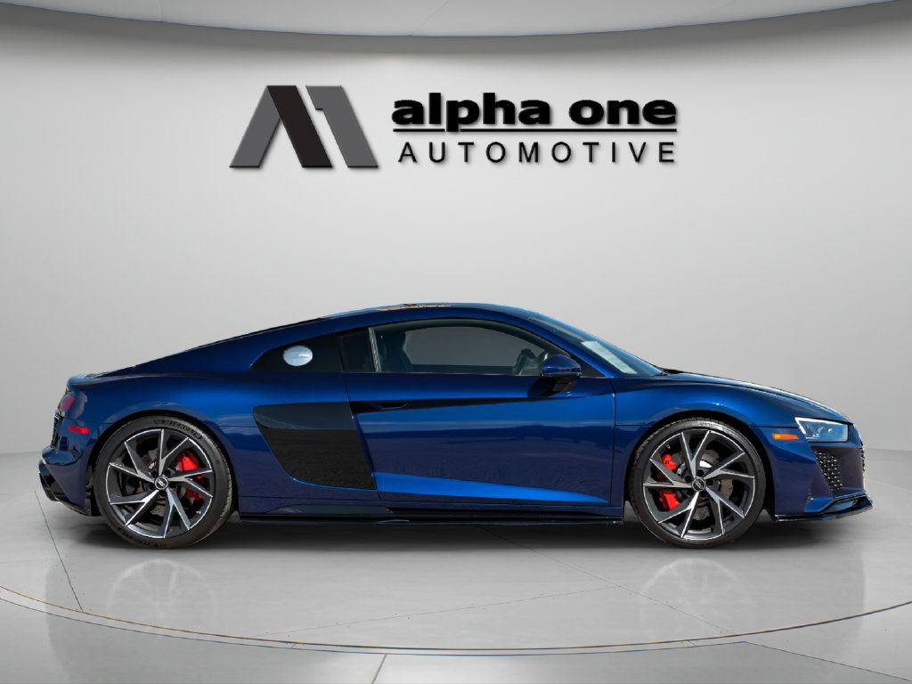 Used 2022 Audi R8 V10 performance w/ Sport Exhaust Package RWD image 13