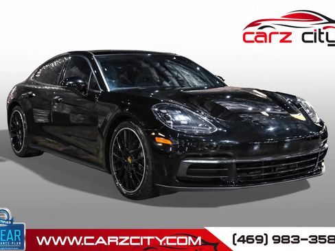 Used 2018 Porsche Panamera 4 image 1