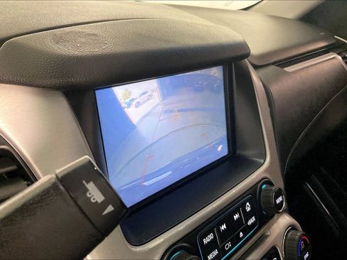 Used 2019 GMC Yukon XL SLT w/ Open Road Package AWD/4WD image 27