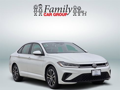 New 2026 Volkswagen Jetta Sport image 2