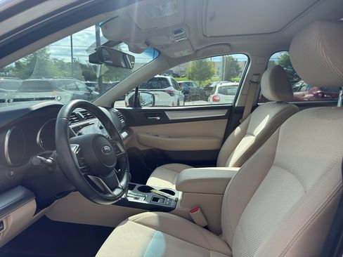 Used 2019 Subaru Outback 2.5i Premium AWD/4WD image 9