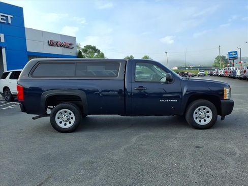 Used 2010 Chevrolet Silverado 1500 W/T RWD image 2