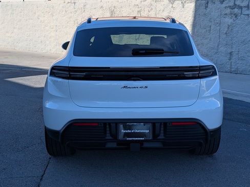 New 2025 Porsche Macan 4S Electric image 6