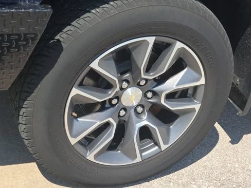 Used 2021 Chevrolet Silverado 1500 LT w/ Texas Edition Plus AWD/4WD image 9