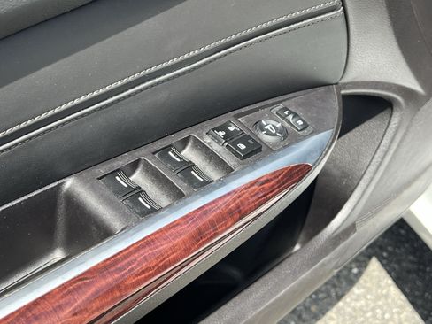 Used 2015 Acura TLX w/ Technology Package FWD image 16