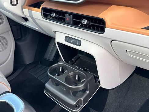 New 2025 Volkswagen ID. Buzz Pro S Plus image 23