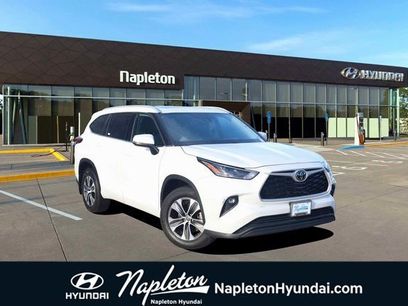 Used 2022 Toyota Highlander XLE