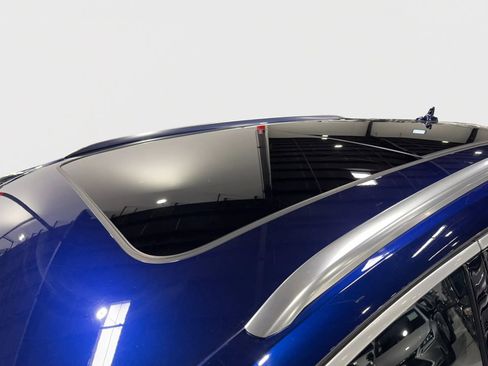 Used 2018 Audi SQ5 Premium Plus w/ Navigation Package image 18