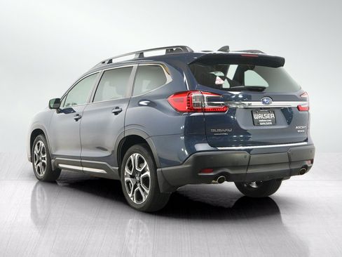 Used 2023 Subaru Ascent Limited w/ Technology Package AWD/4WD image 3