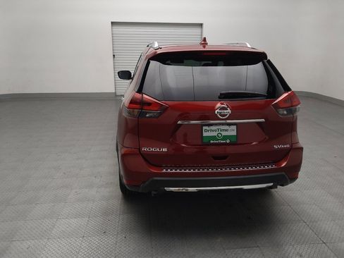 Used 2018 Nissan Rogue SV AWD/4WD image 7
