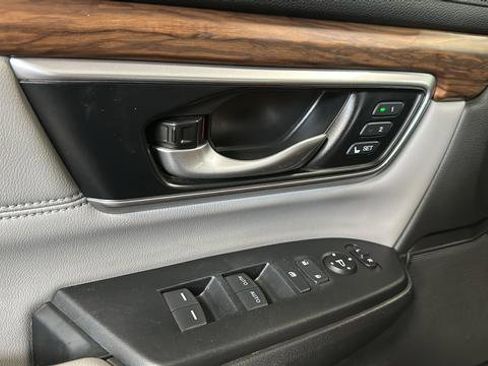 Used 2021 Honda CR-V Touring image 21