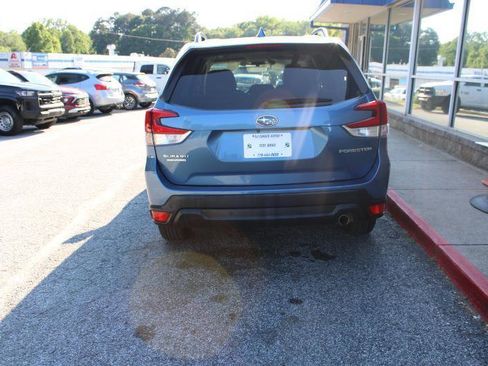 Used 2021 Subaru Forester Limited AWD/4WD image 5