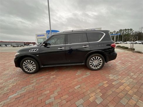 Used 2016 INFINITI QX80 Luxe w/ 22" Wheel Package image 16