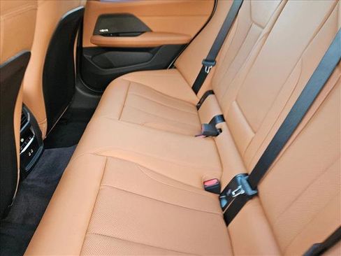 Used 2025 BMW i4 eDrive40 w/ M Sport Package image 16