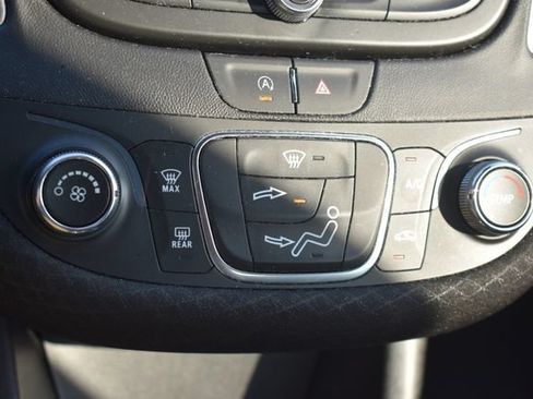 Used 2025 Chevrolet Malibu LS w/ LPO, Floor Liner Package FWD image 26
