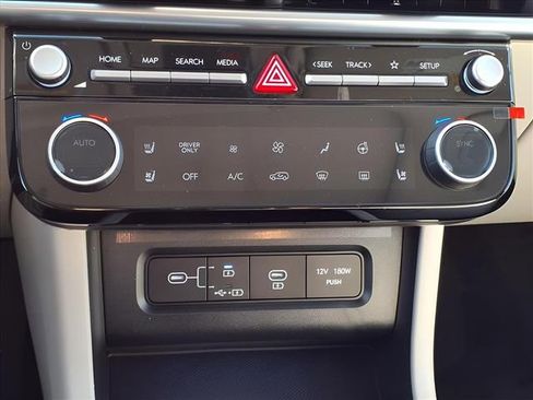 New 2026 Hyundai Tucson Limited image 19