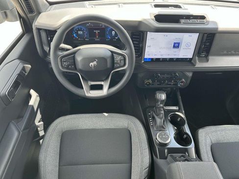 New 2025 Ford Bronco 4-Door AWD/4WD image 22