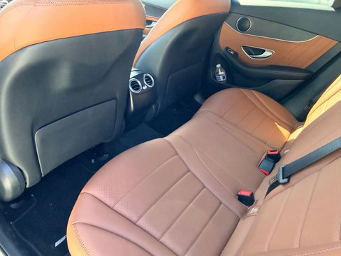 Certified 2022 Mercedes-Benz GLC 300 image 3