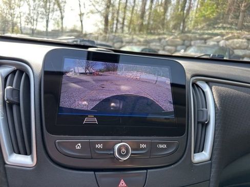 Used 2019 Chevrolet Malibu LS FWD image 20
