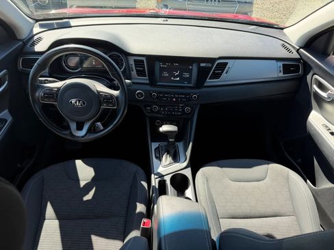 Used 2019 Kia Niro LX FWD image 30