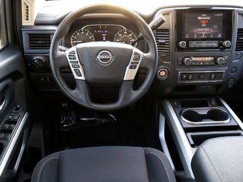 Certified 2024 Nissan Titan SV w/ SV Convenience Package image 15