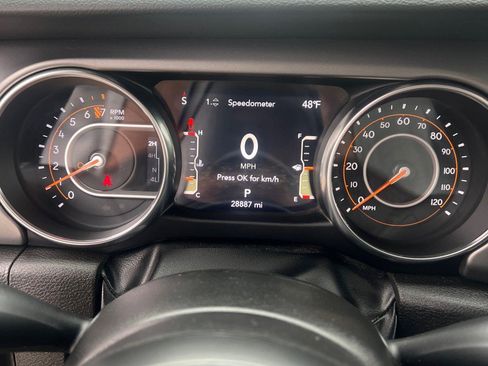 Used 2022 Jeep Gladiator Sport AWD/4WD image 26