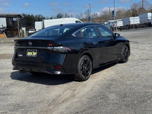 New 2026 Nissan Sentra SR w/ SR Premium Package image 3