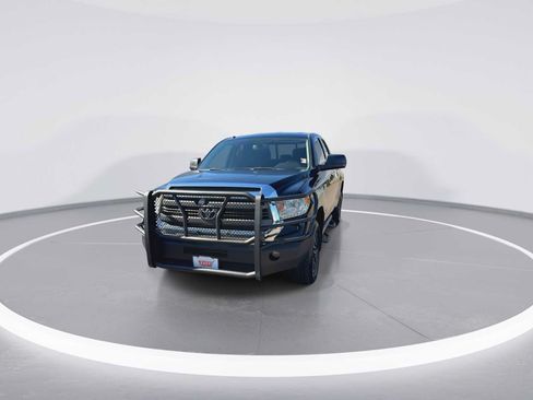 Used 2015 Toyota Tundra SR5 w/ TRD Off Road Package AWD/4WD image 3
