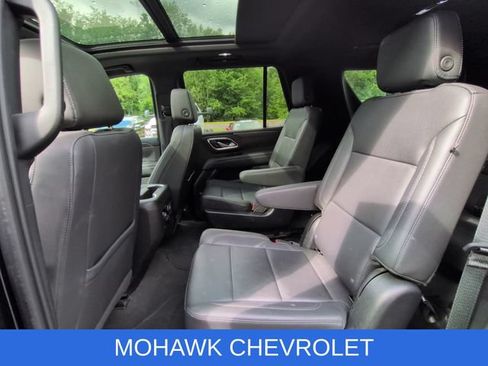 Used 2022 Chevrolet Tahoe LT w/ LT Signature Package AWD/4WD image 11