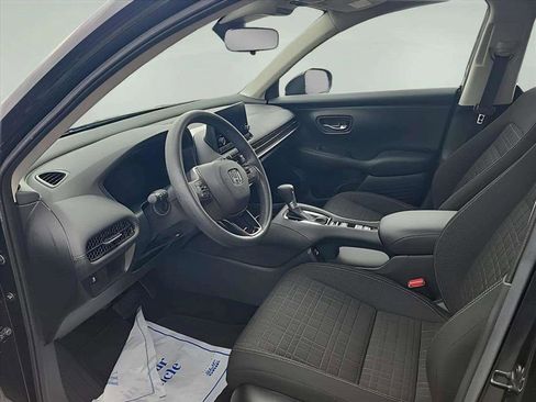 Used 2023 Honda HR-V LX image 12