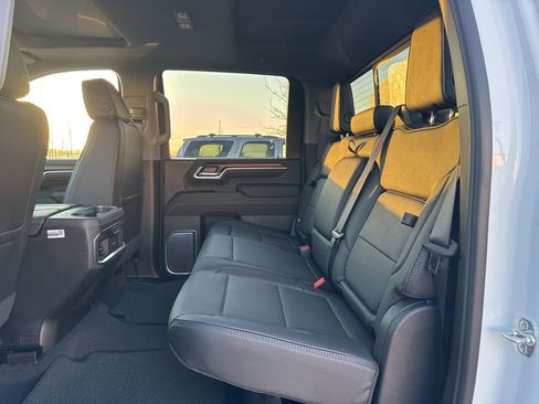 New 2026 GMC Sierra 2500 Denali w/ Denali Reserve Package image 32