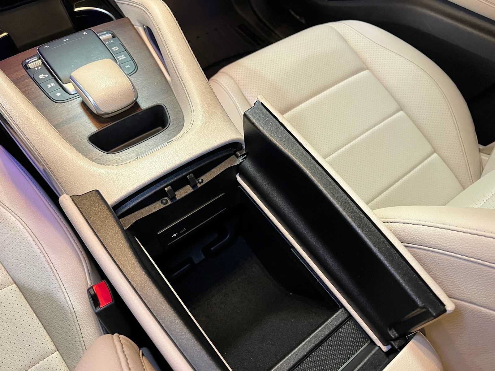 Certified 2022 Mercedes-Benz GLE 350 4MATIC image 37