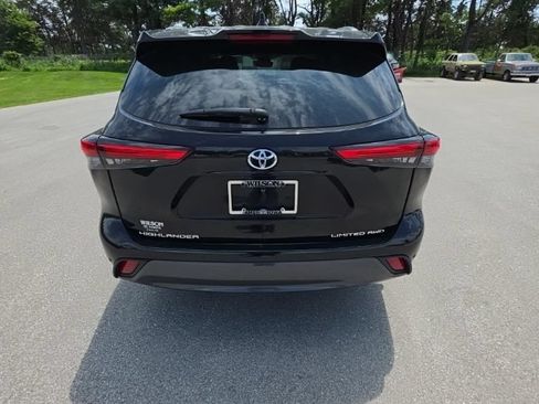 Used 2023 Toyota Highlander Limited AWD/4WD image 5