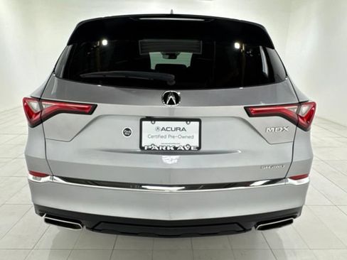 Certified 2024 Acura MDX SH-AWD image 4