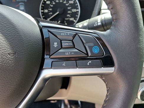 Used 2023 Nissan Altima 2.5 SL FWD image 24