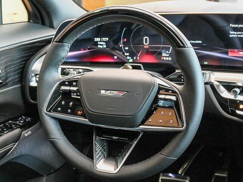 New 2026 Cadillac Lyriq V image 15