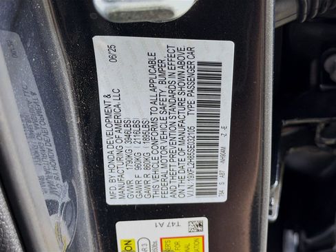 Used 2025 Honda Civic Sport image 29