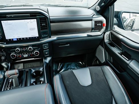 Used 2025 Ford F150 Raptor image 15