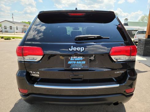 Used 2017 Jeep Grand Cherokee Limited AWD/4WD image 6
