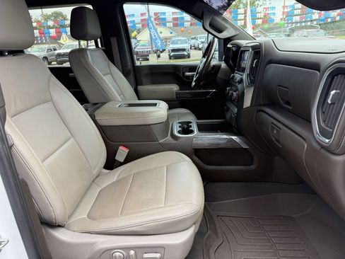 Certified 2022 Chevrolet Silverado 3500 LTZ w/ LTZ Convenience Package image 57