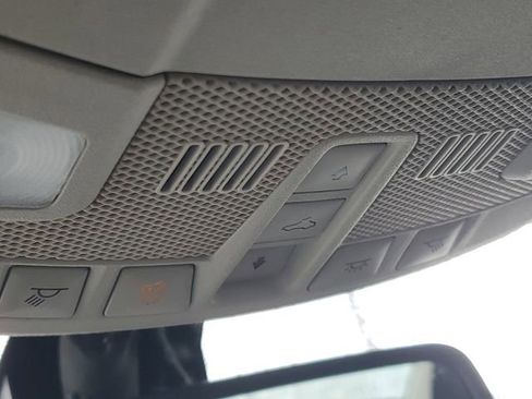 Used 2019 Ford Fusion SE AWD/4WD image 30