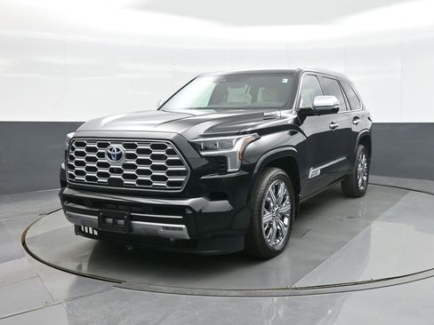 Certified 2024 Toyota Sequoia Capstone image 3